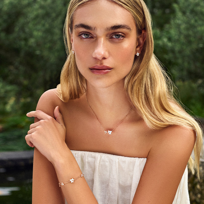 [New In] Mother of Pearl Bead Necklace, 2-leaf motif